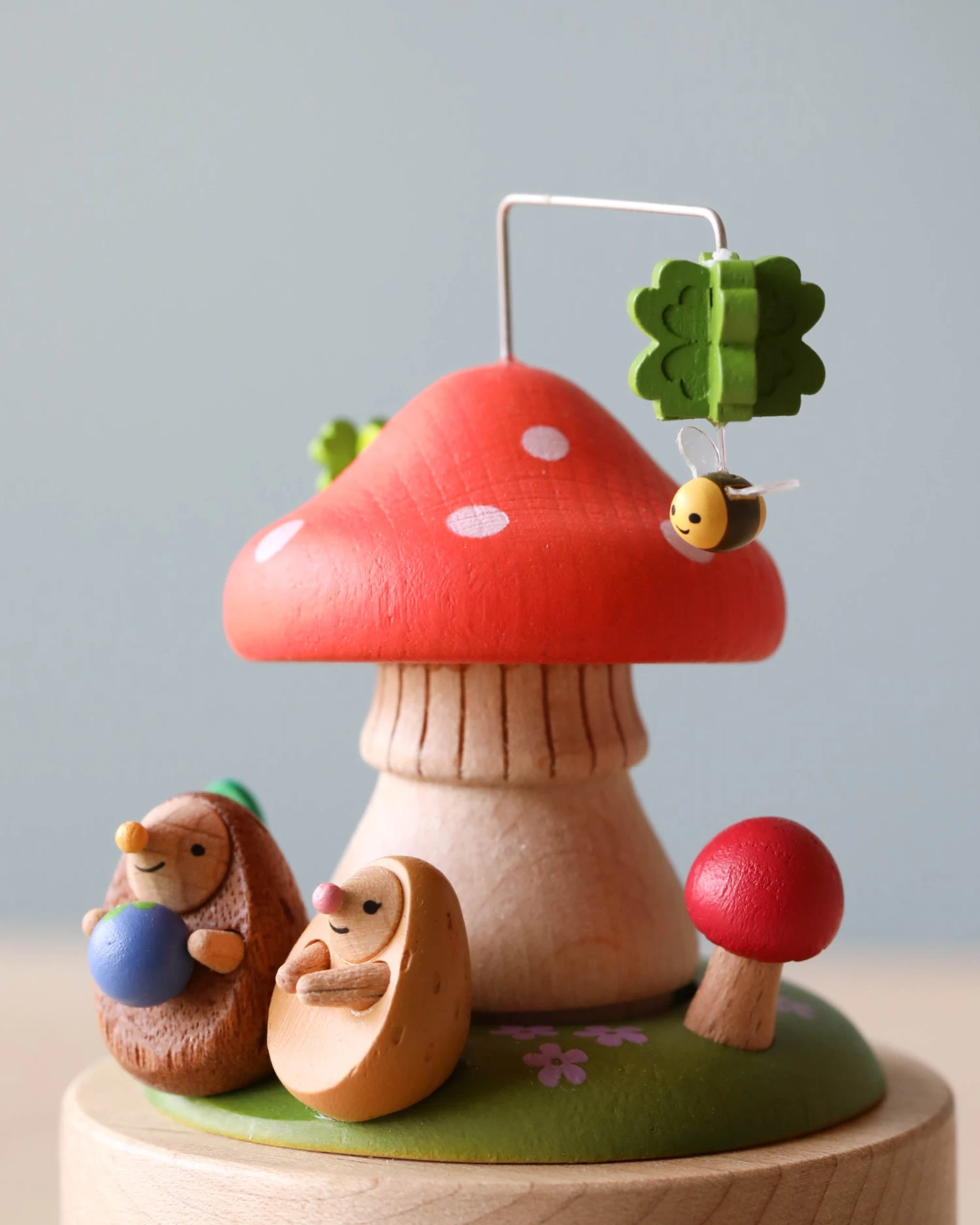 Mini Wooden Mushroom & Hedgehogs Music Box - Image 3