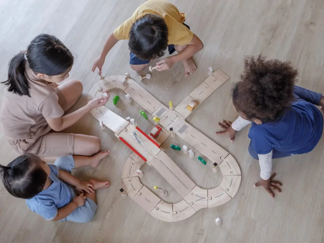 Plan Toys Wooden Road System Deluxe - Image 3