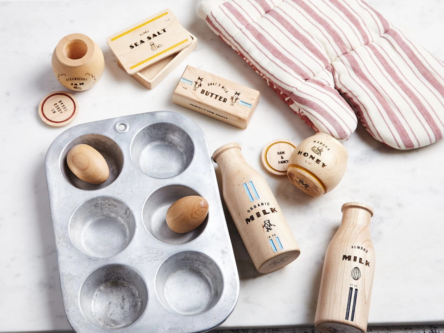 Milton & Goose Pantry Play Food Set - Image 8