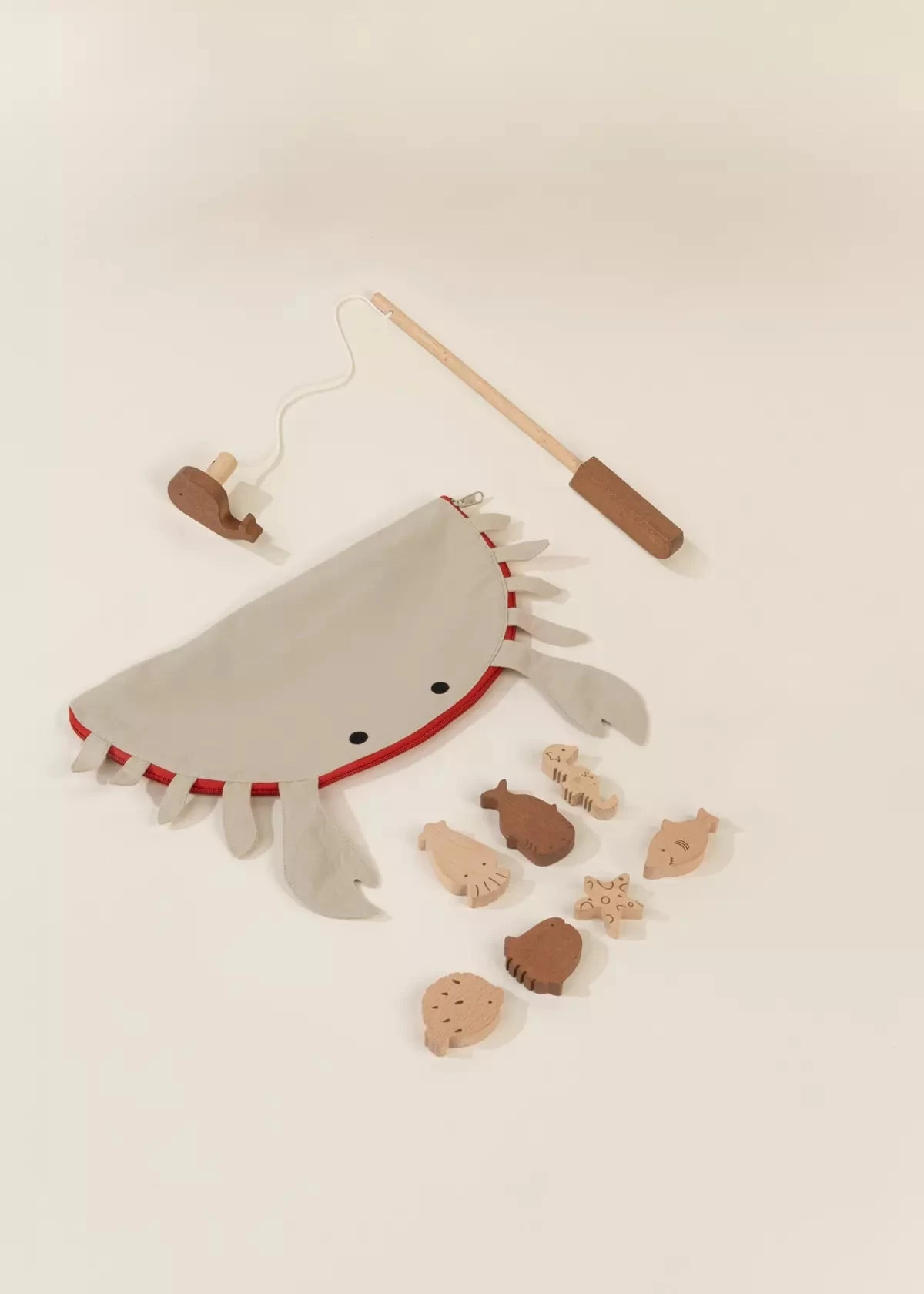 Wooden Fishing Game With Bag